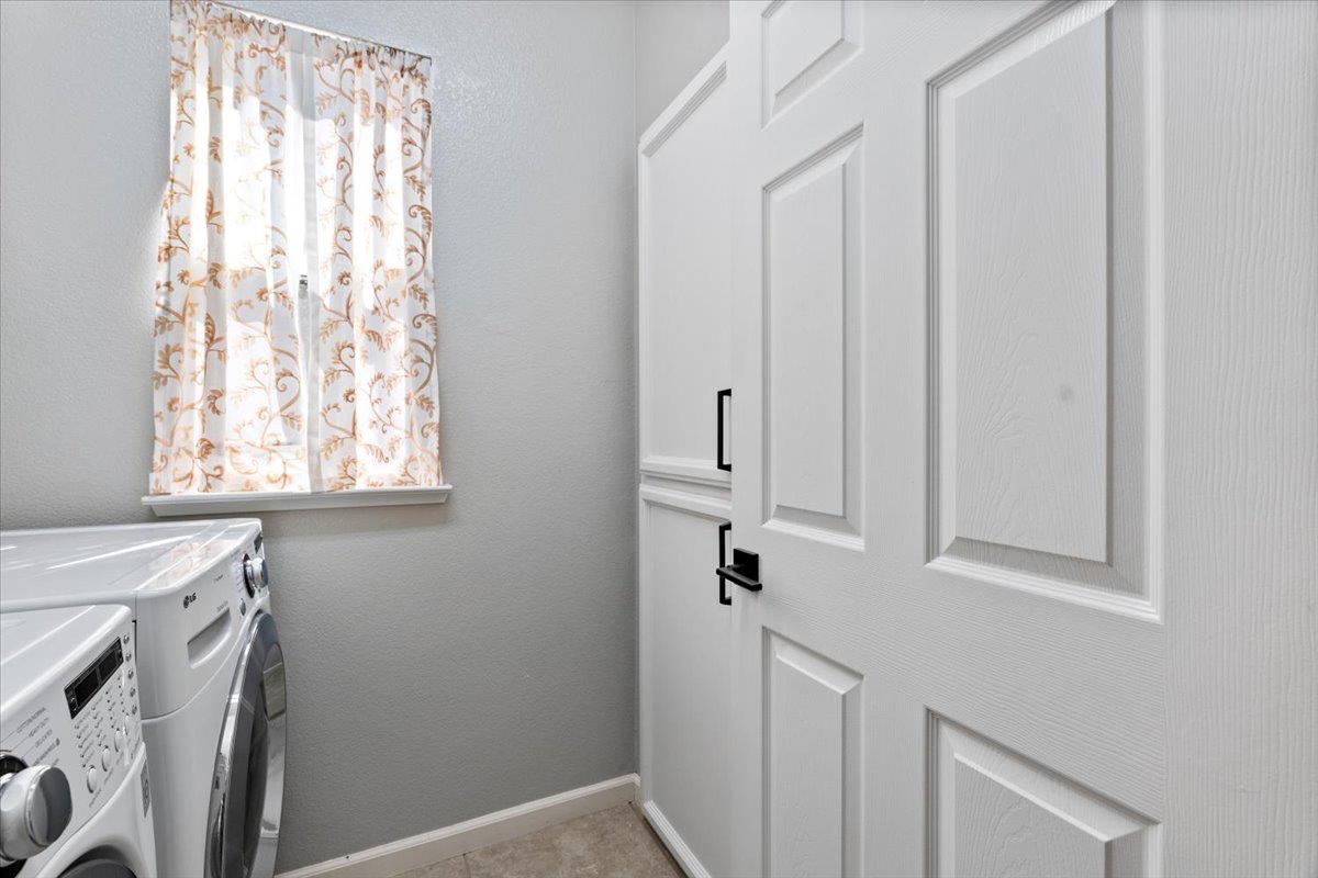 Detail Gallery Image 17 of 41 For 2204 Quarry Way, Rocklin,  CA 95765 - 3 Beds | 2/1 Baths