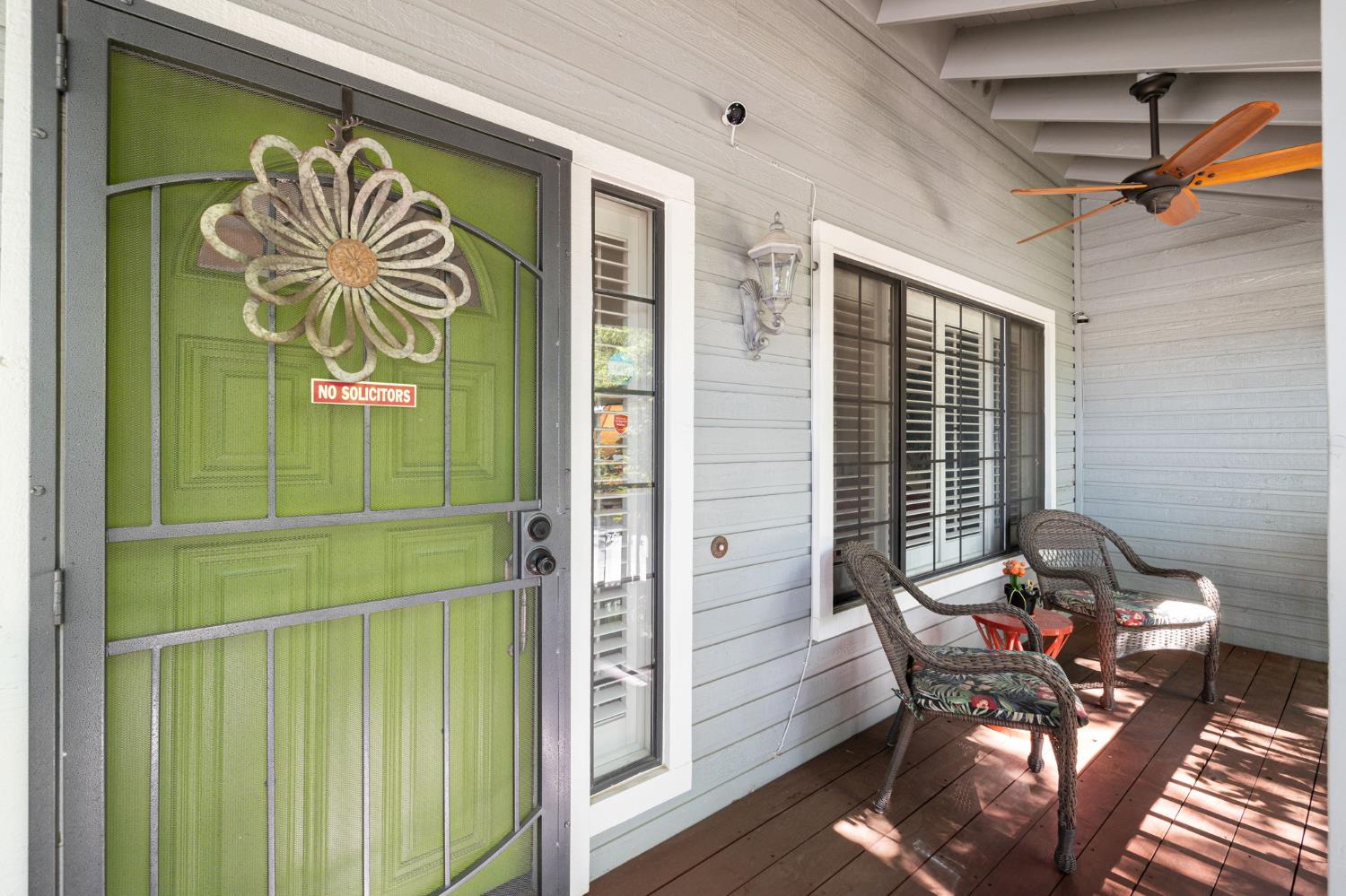 Detail Gallery Image 4 of 53 For 100 Boxler Ct, Folsom,  CA 95630 - 3 Beds | 2 Baths