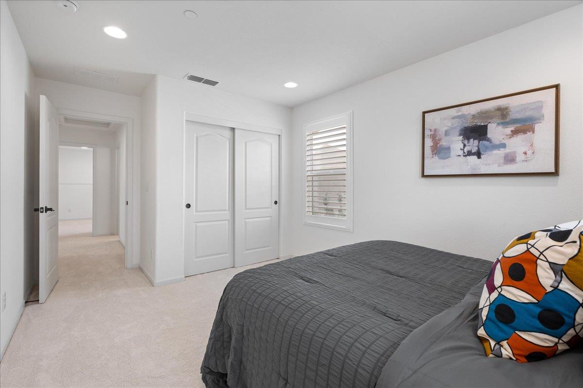 Detail Gallery Image 29 of 40 For 4065 Shorthorn Way, Roseville,  CA 95747 - 4 Beds | 3/1 Baths