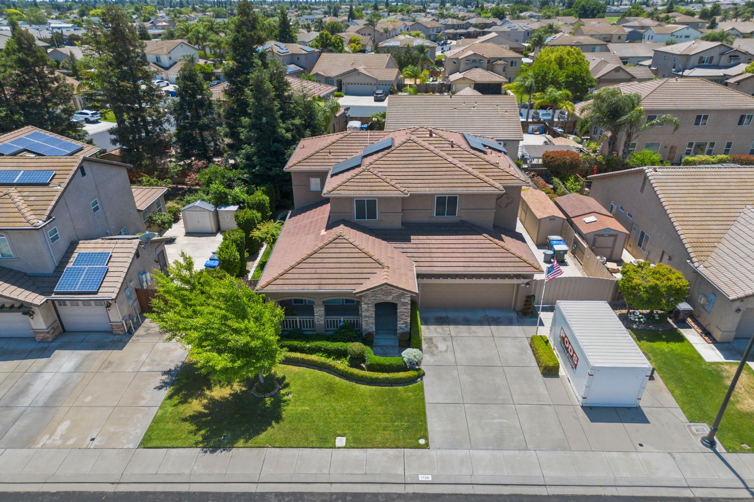 Piedmont Drive, Manteca, California image 4