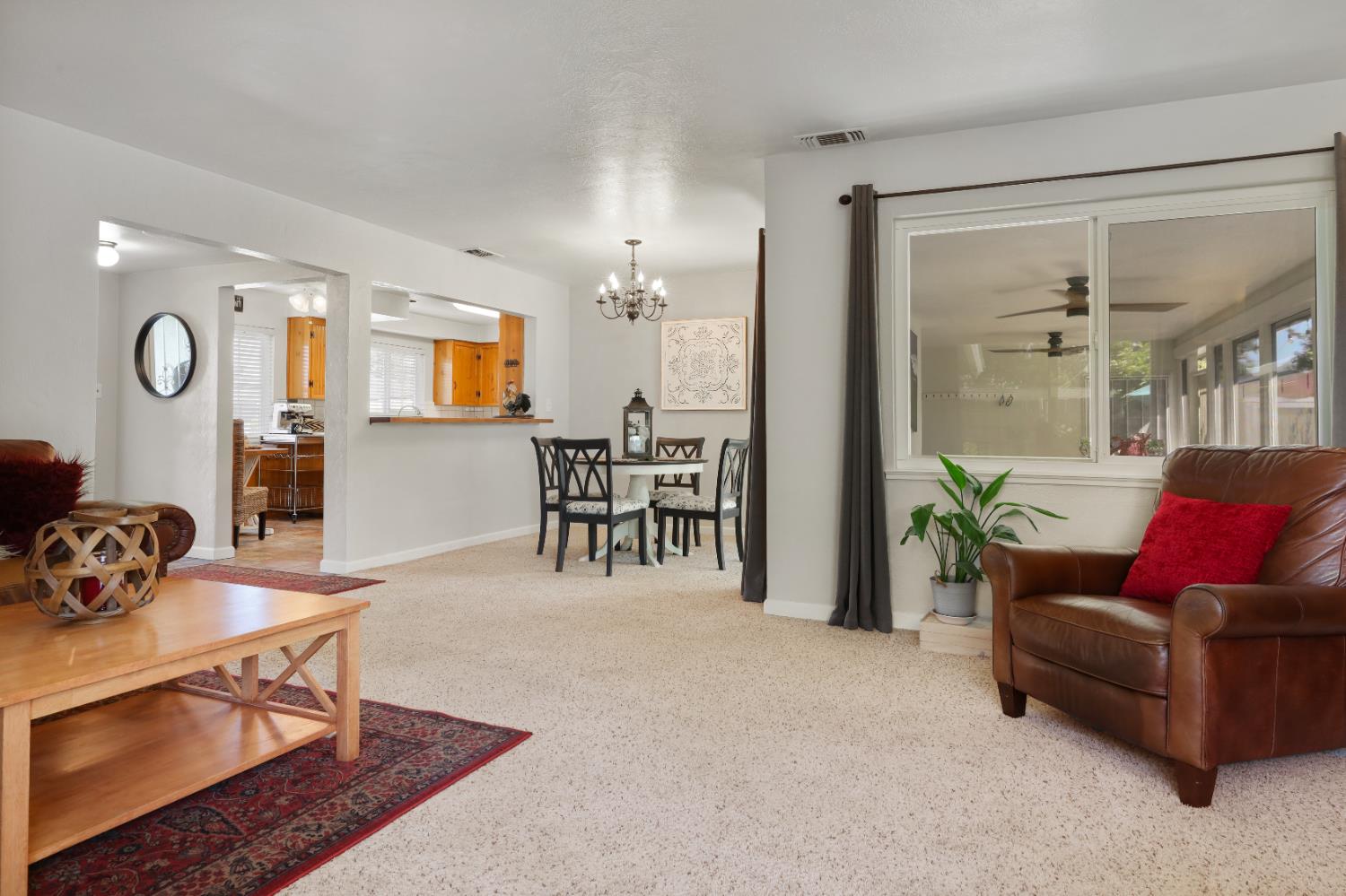 Detail Gallery Image 19 of 36 For 944 S Crescent Ave, Lodi,  CA 95240 - 3 Beds | 1/1 Baths