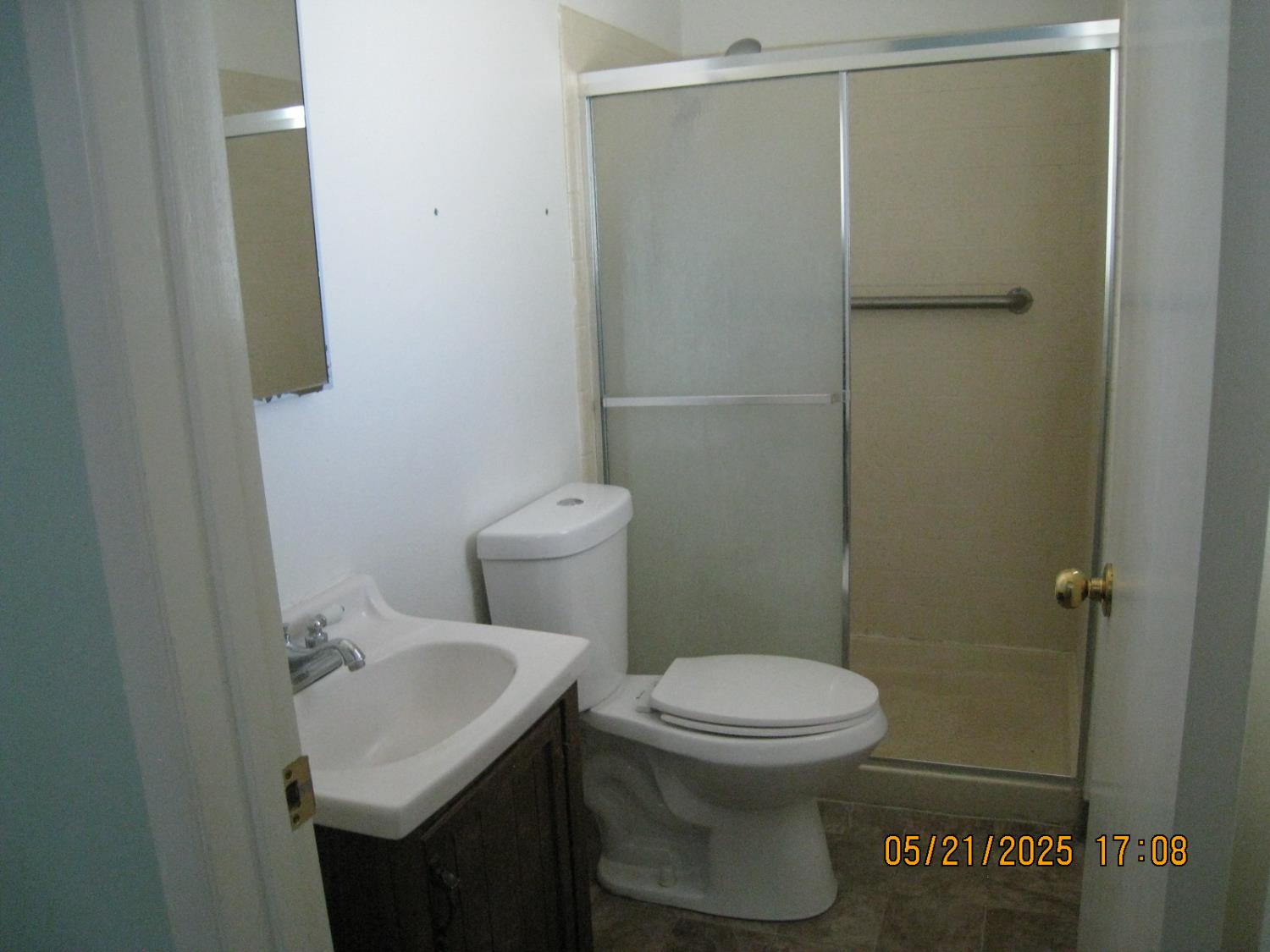 Detail Gallery Image 22 of 25 For 633 Skylark Ave, Los Banos,  CA 93635 - 3 Beds | 2 Baths