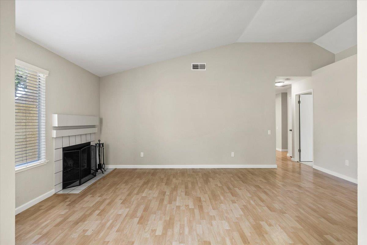 Detail Gallery Image 15 of 36 For 2619 Stoughton Way, Sacramento,  CA 95827 - 3 Beds | 2 Baths