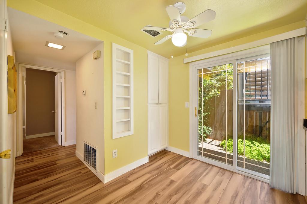 Detail Gallery Image 11 of 34 For 4030 Grover Ct, Carmichael,  CA 95608 - 3 Beds | 2 Baths
