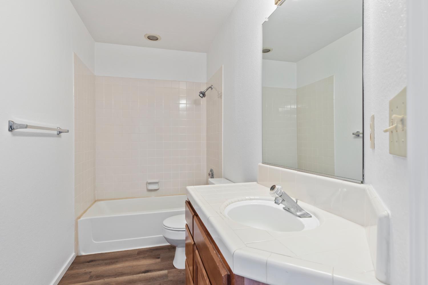 Detail Gallery Image 28 of 42 For 1541 Marazzi Ln, Ceres,  CA 95307 - 4 Beds | 3 Baths