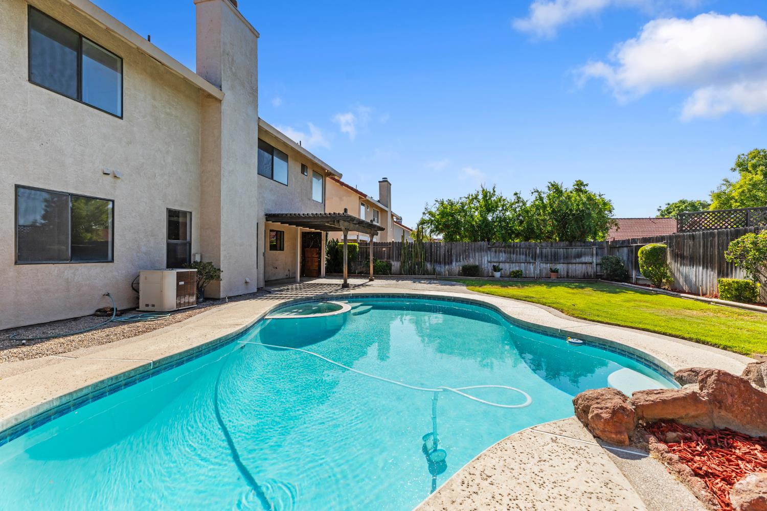Detail Gallery Image 31 of 42 For 1541 Marazzi Ln, Ceres,  CA 95307 - 4 Beds | 3 Baths