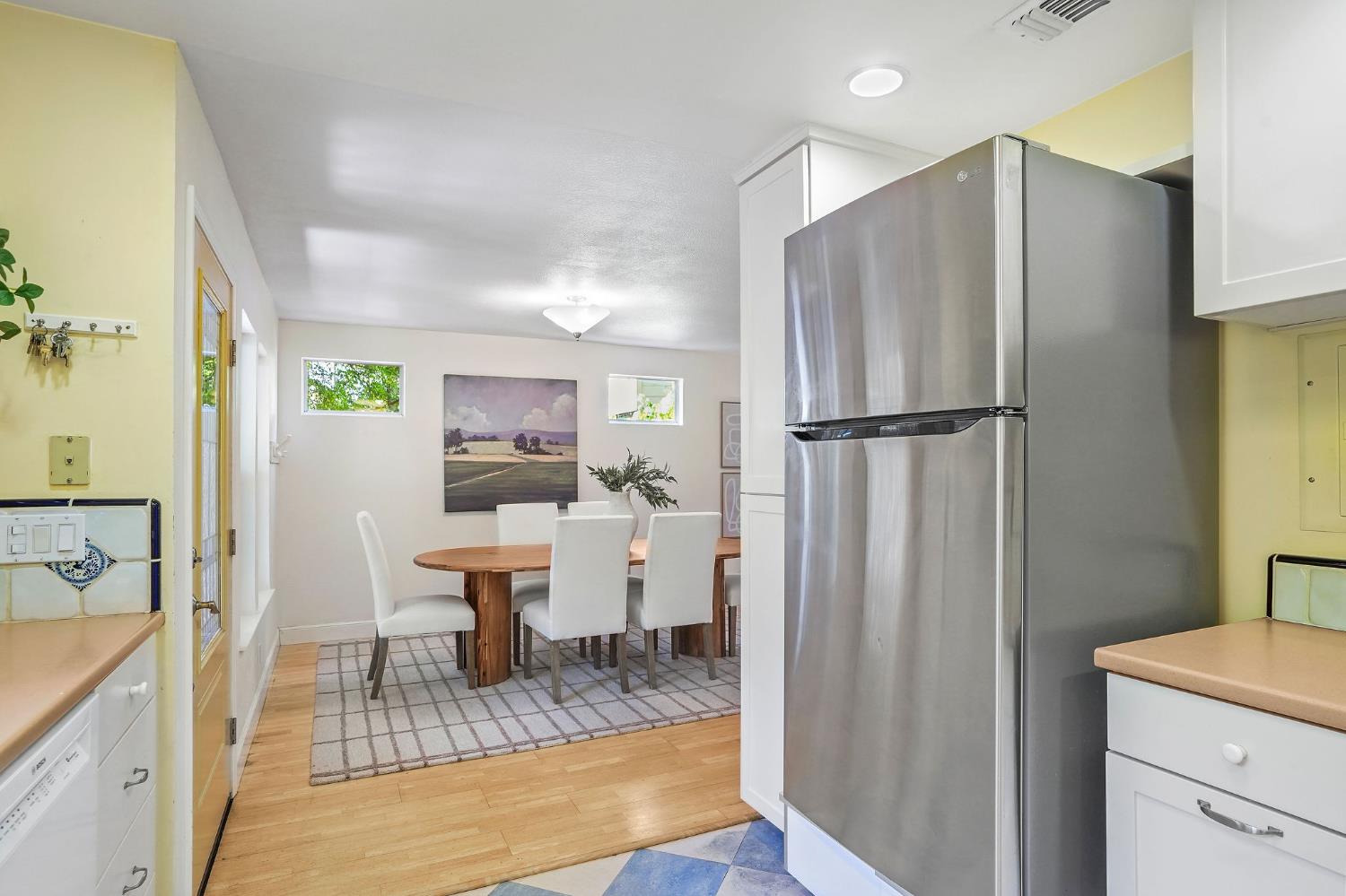 Photo #10: 225061604 Listing: Photo #10