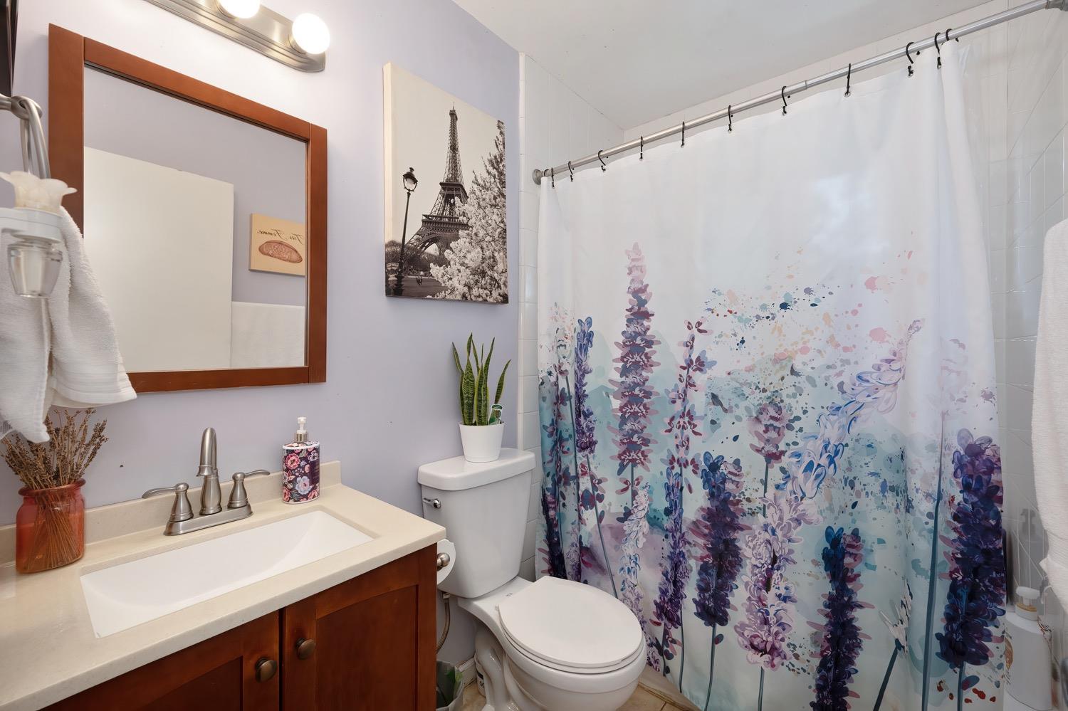 Detail Gallery Image 60 of 66 For 1424 Topaz Way, Sacramento,  CA 95864 - – Beds | – Baths