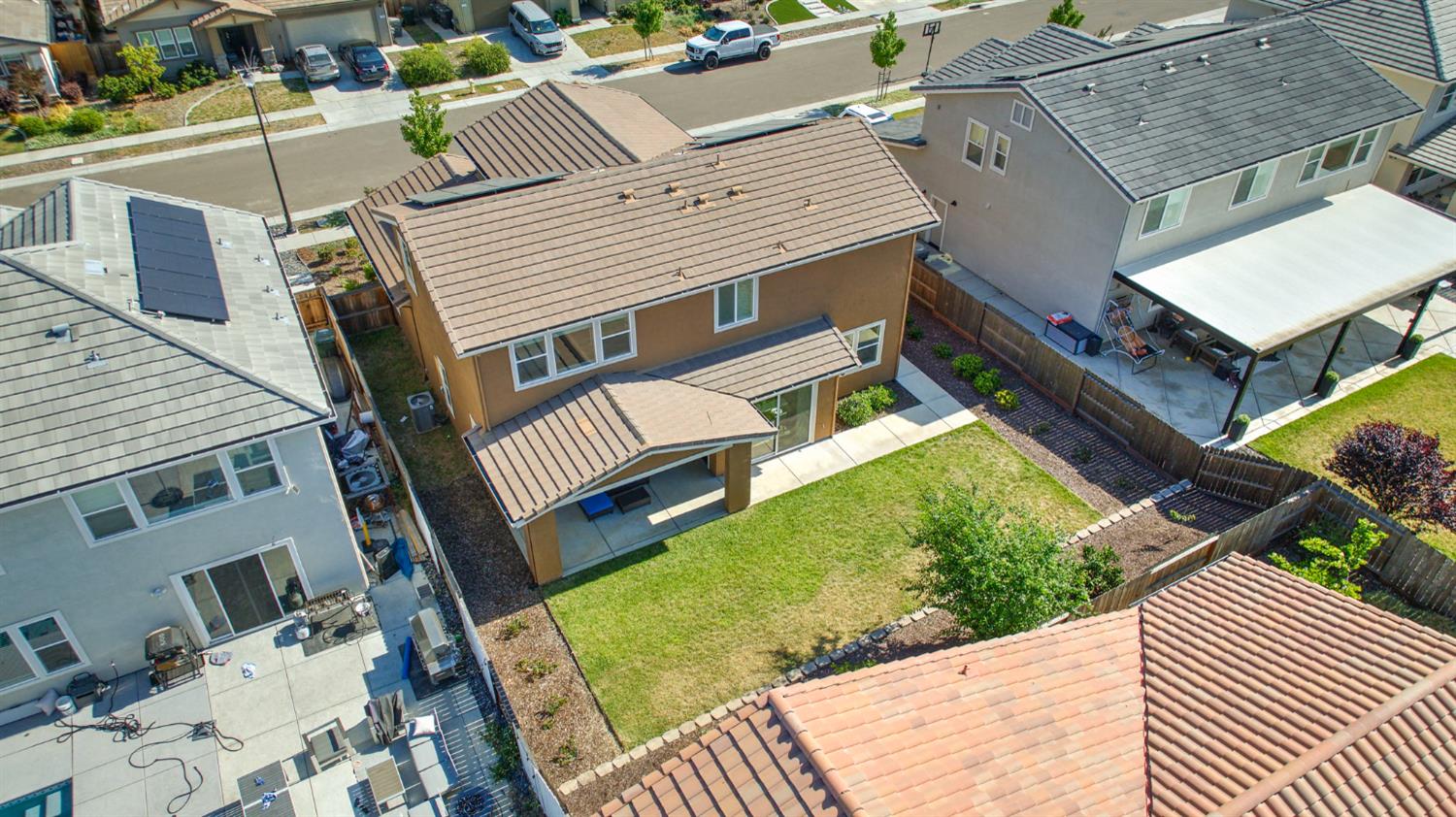 Detail Gallery Image 43 of 50 For 1216 Fence Post Way, Roseville,  CA 95747 - 4 Beds | 4 Baths