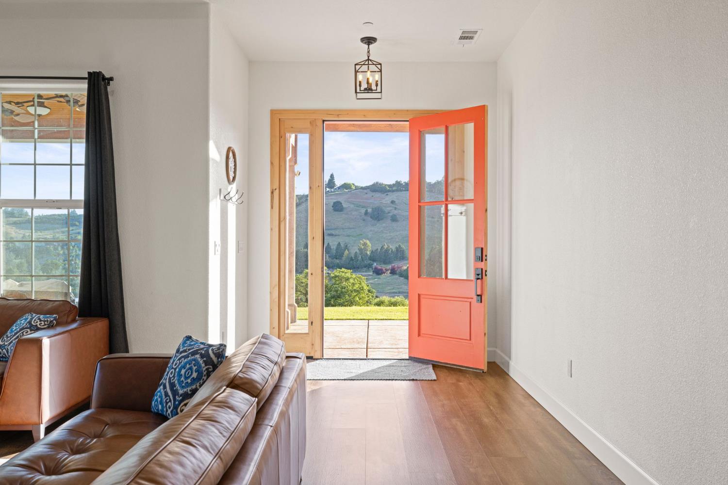 Detail Gallery Image 6 of 77 For 1761 Springvale Rd, Placerville,  CA 95667 - 4 Beds | 3 Baths