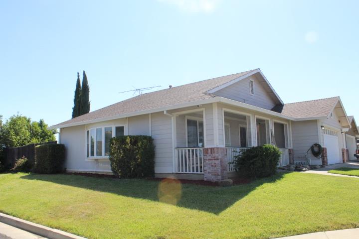 Detail Gallery Image 1 of 23 For 25987 Duncan Dr, Esparto,  CA 95627 - 4 Beds | 2 Baths