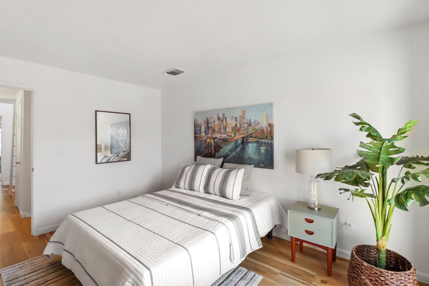 Photo #19: 225064754 Listing: Photo #19