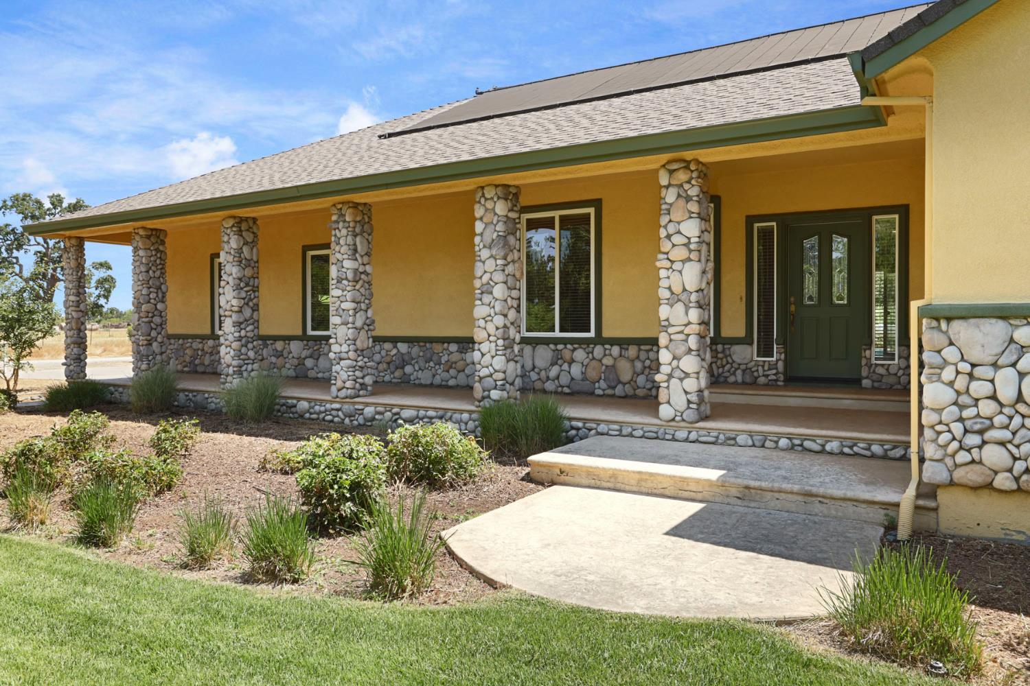 Detail Gallery Image 60 of 74 For 13703 Christensen Rd, Galt,  CA 95632 - 4 Beds | 2/1 Baths