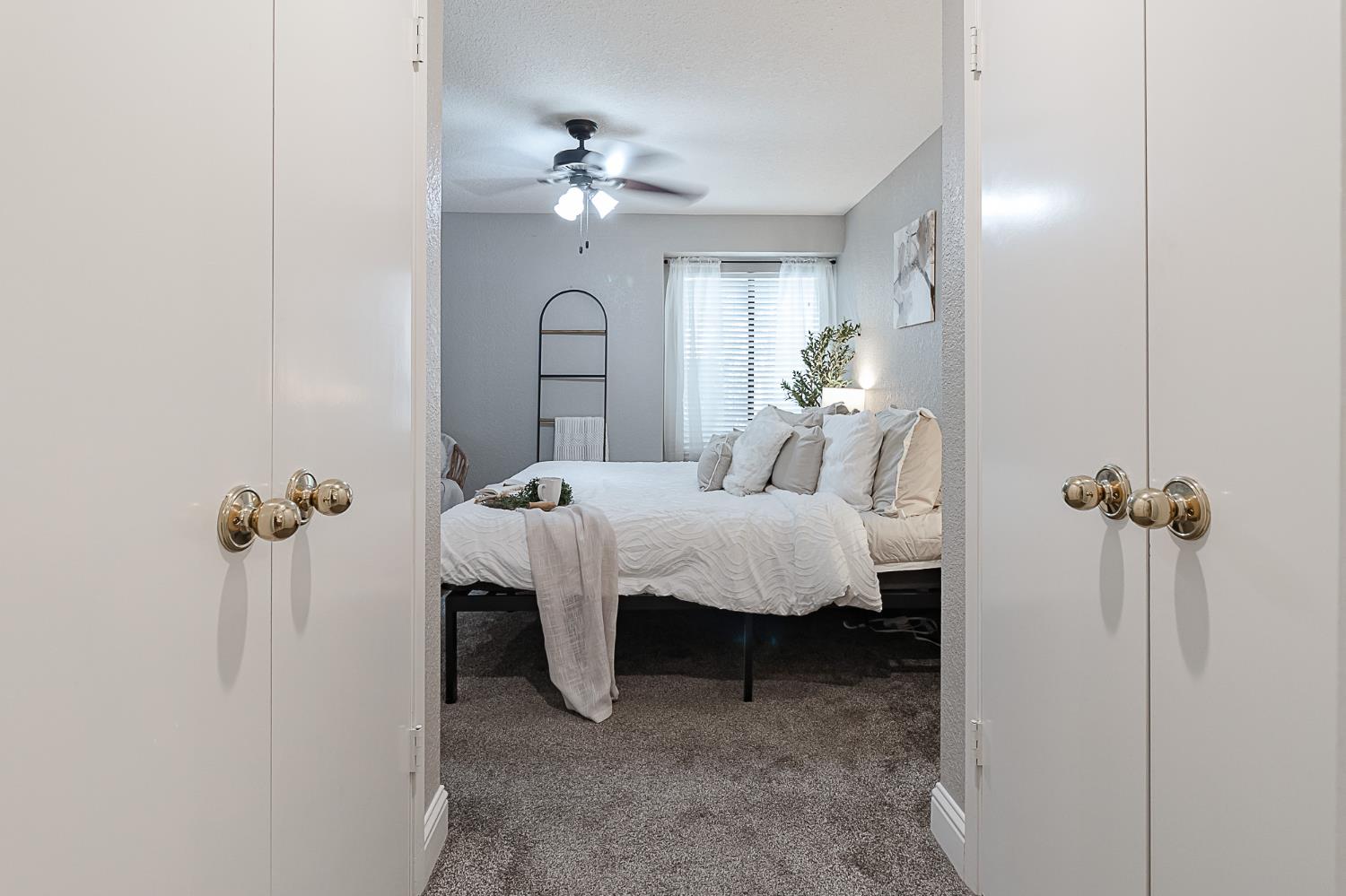 Detail Gallery Image 18 of 31 For 1110 Cedar Creek Dr #1,  Modesto,  CA 95355 - 2 Beds | 2 Baths