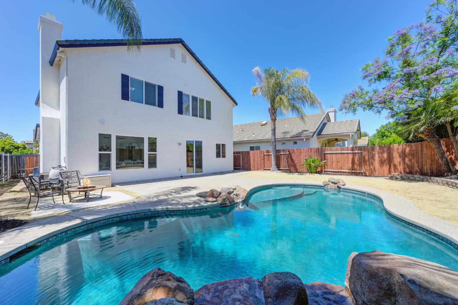 Detail Gallery Image 51 of 52 For 1700 Adrienne Dr, Roseville,  CA 95747 - 4 Beds | 3 Baths