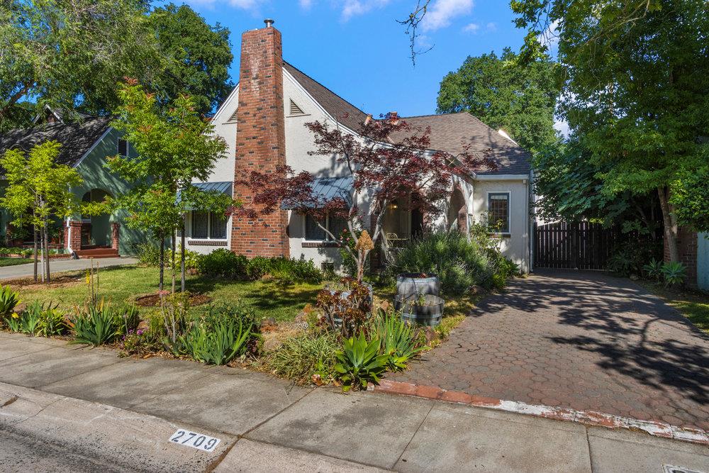 Detail Gallery Image 35 of 35 For 2709 23rd St, Sacramento,  CA 95818 - 2 Beds | 1 Baths