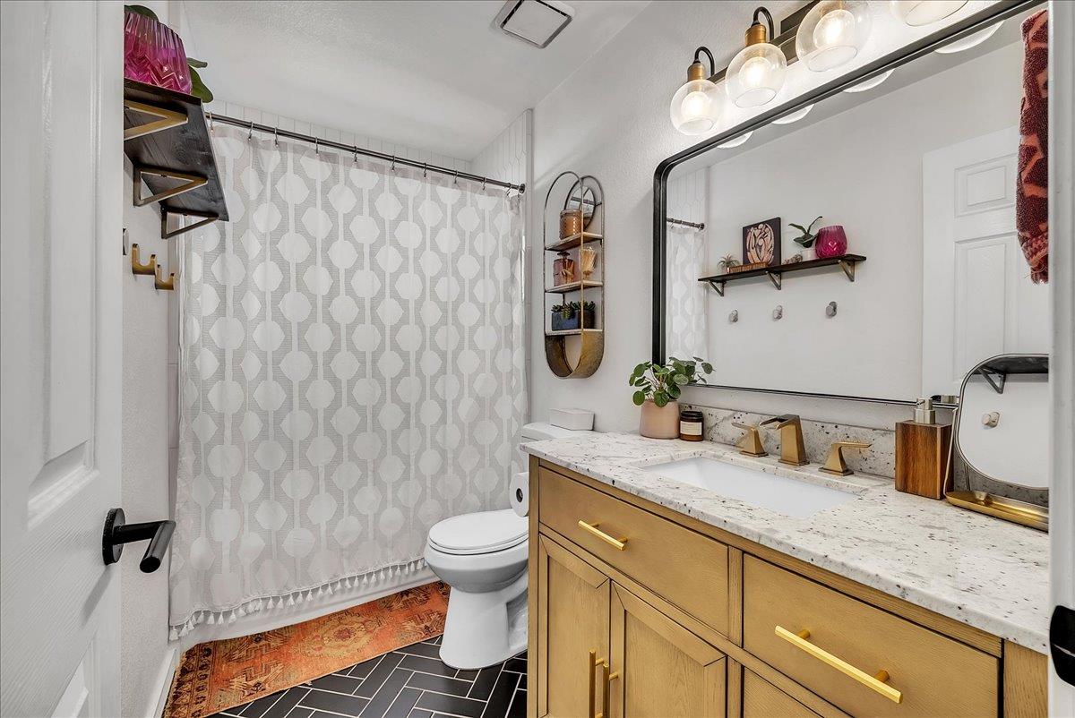 Detail Gallery Image 22 of 36 For 820 Estey Way, Placerville,  CA 95667 - 3 Beds | 2 Baths