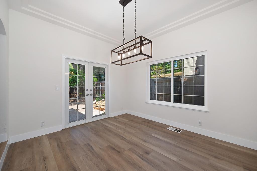 Detail Gallery Image 24 of 62 For 5069 Oak Mello Ct, Elk Grove,  CA 95758 - 4 Beds | 3 Baths