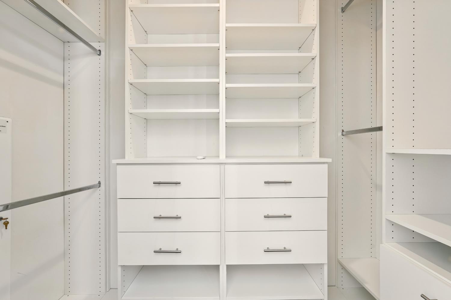 Detail Gallery Image 18 of 25 For 2601 Cleat Ln, Sacramento,  CA 95818 - 2 Beds | 2/1 Baths