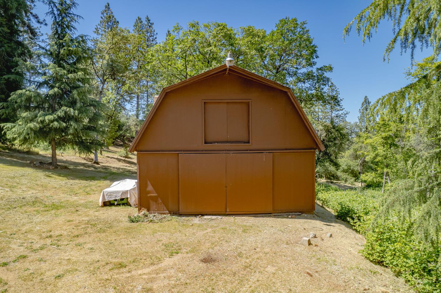 Detail Gallery Image 3 of 71 For 11107 Pekolee Dr, Grass Valley,  CA 95949 - 4 Beds | 3 Baths