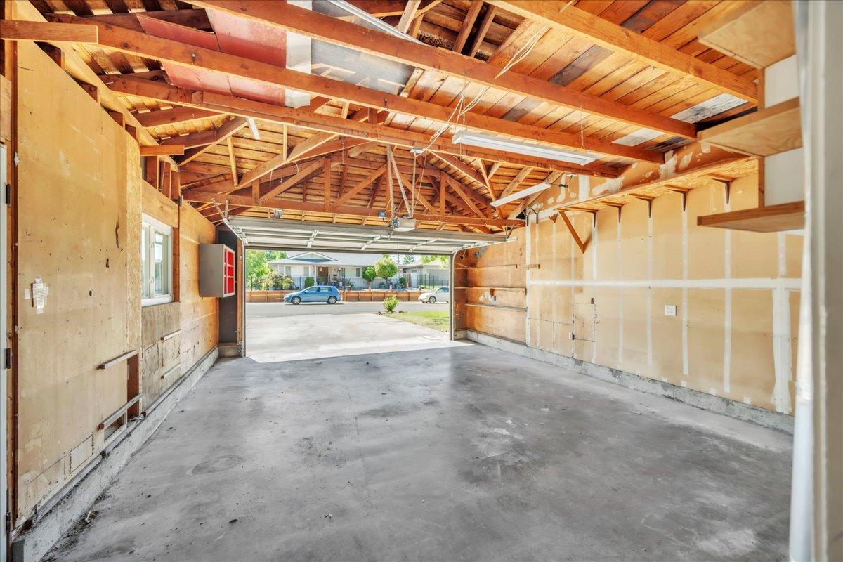 Detail Gallery Image 9 of 40 For 4732 Minaret Way, Carmichael,  CA 95608 - 2 Beds | 2 Baths