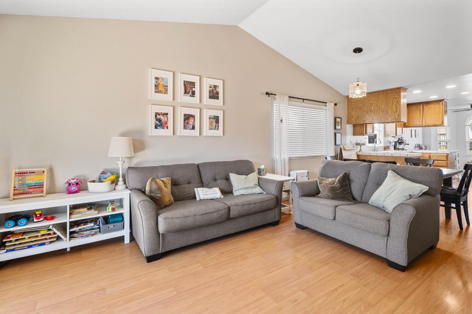 Detail Gallery Image 22 of 38 For 672 Pestana Dr, Galt,  CA 95632 - 3 Beds | 2 Baths