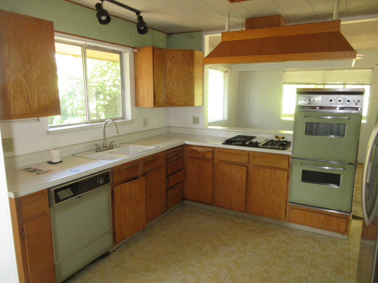 Detail Gallery Image 30 of 51 For 14337 Walnut St, Pine Grove,  CA 95665 - 2 Beds | 2 Baths