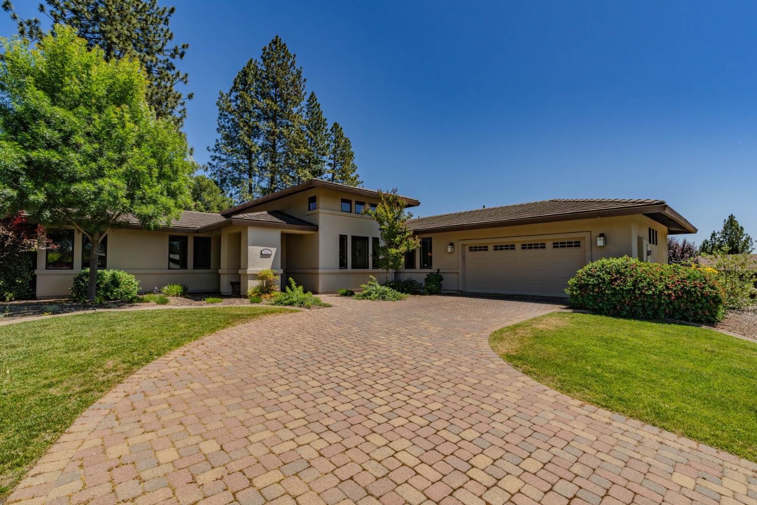 Detail Gallery Image 2 of 63 For 2025 Thomas Dr, Jackson,  CA 95642 - 3 Beds | 2 Baths