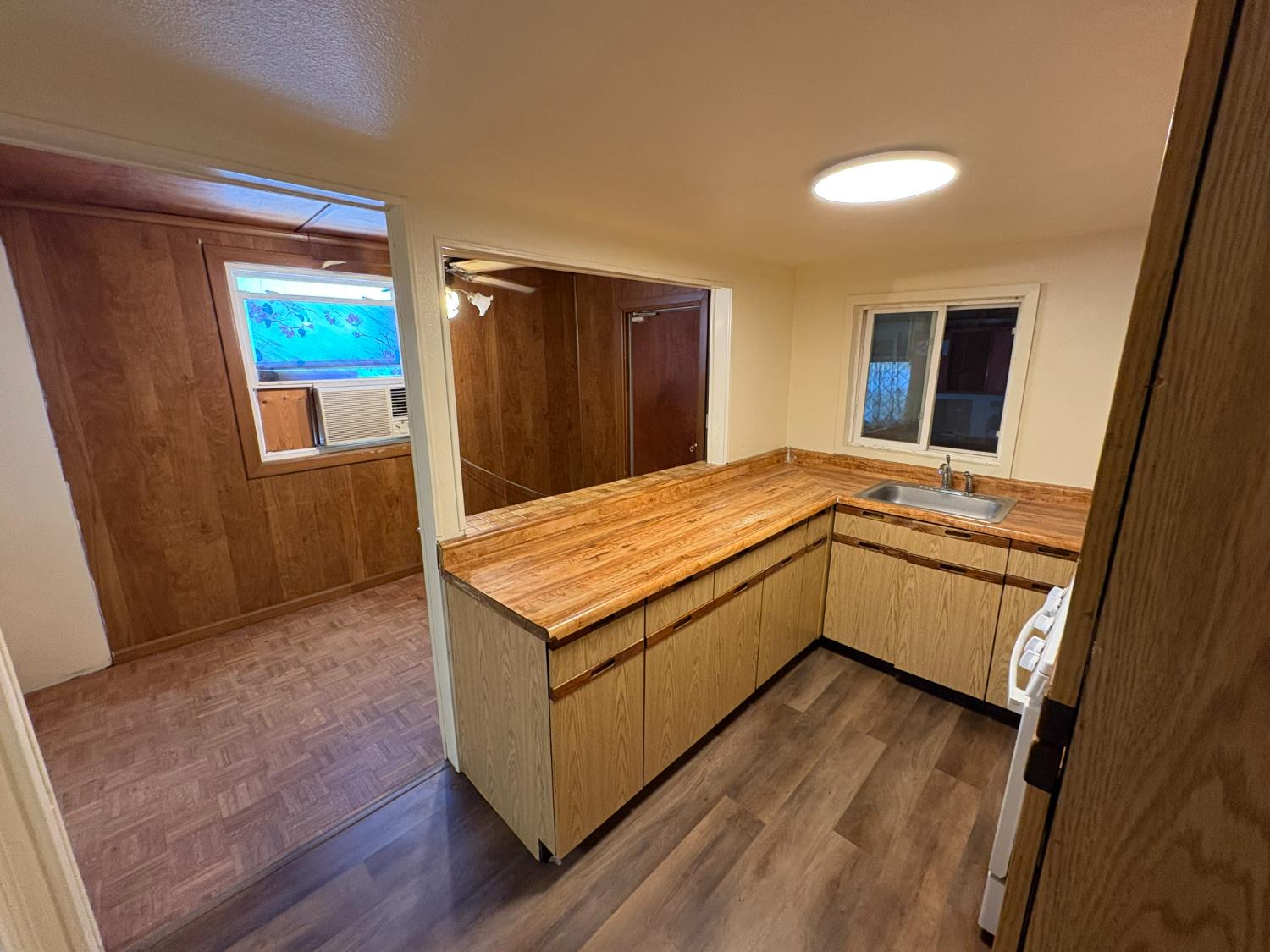 Detail Gallery Image 3 of 16 For 612 Union St, Isleton,  CA 95641 - 1 Beds | 1 Baths