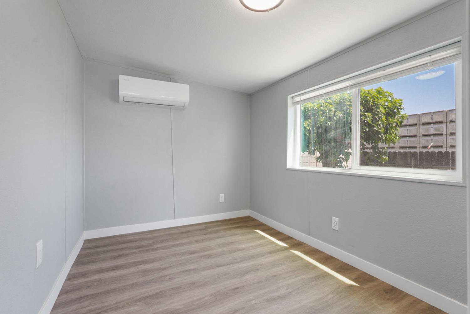 Detail Gallery Image 15 of 30 For 555 Moffat Blvd 14, Manteca,  CA 95336 - 3 Beds | 2 Baths