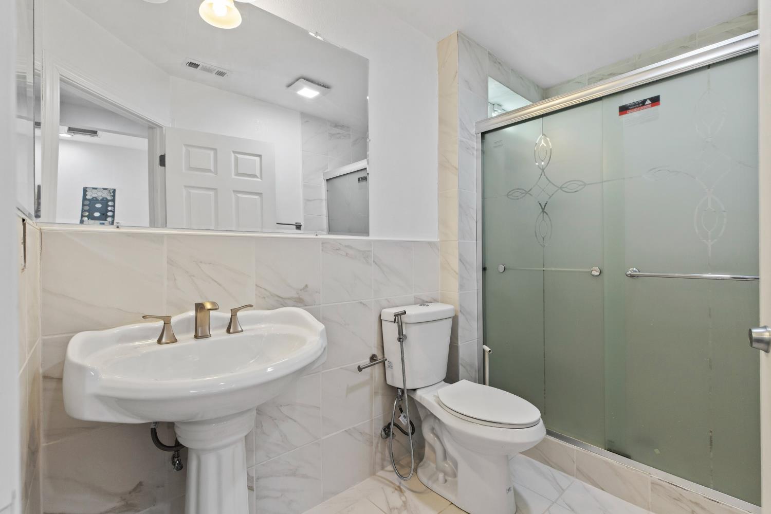 Detail Gallery Image 14 of 48 For Address Is Not Disclosed, Modesto,  CA 95351 - 3 Beds | 4 Baths