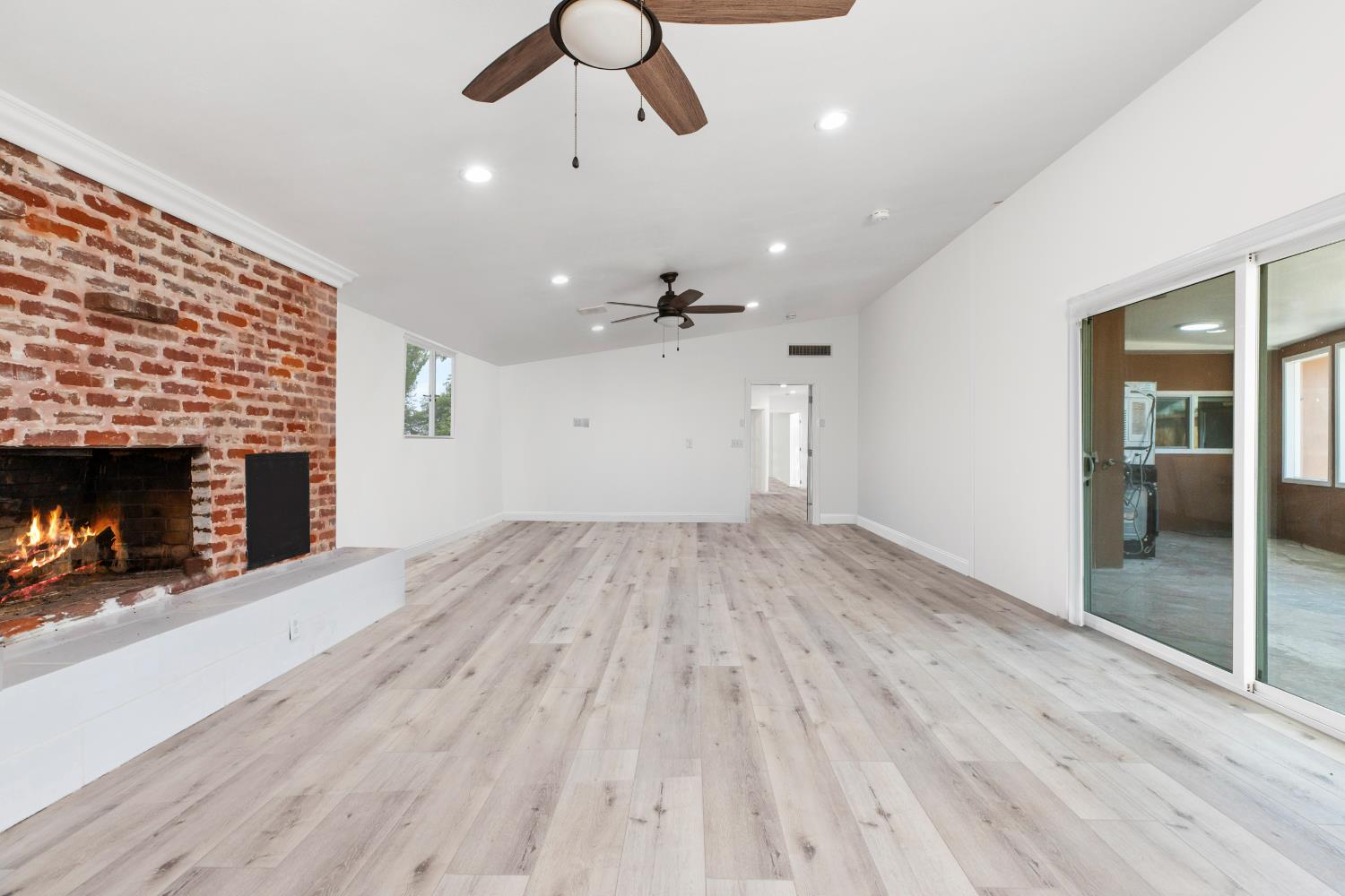 Detail Gallery Image 16 of 48 For Address Is Not Disclosed, Modesto,  CA 95351 - 3 Beds | 4 Baths