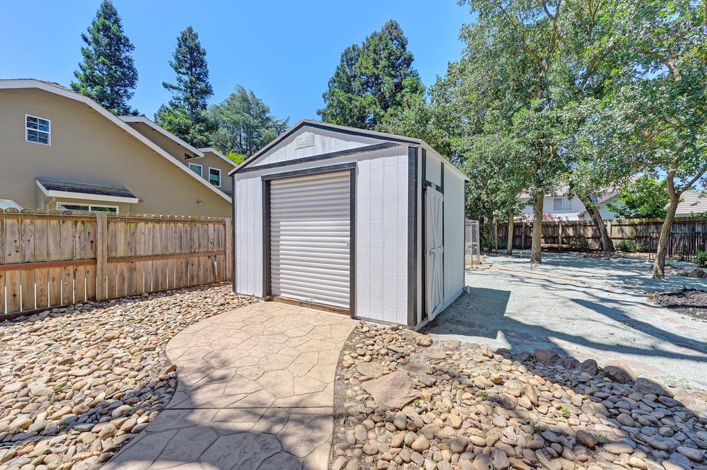 Detail Gallery Image 52 of 62 For 5069 Oak Mello Ct, Elk Grove,  CA 95758 - 4 Beds | 3 Baths