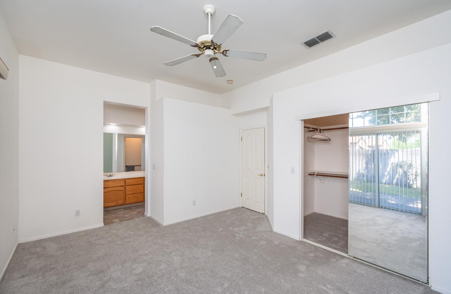 Detail Gallery Image 32 of 48 For 9051 Allenford Pl, Elk Grove,  CA 95624 - 3 Beds | 2 Baths