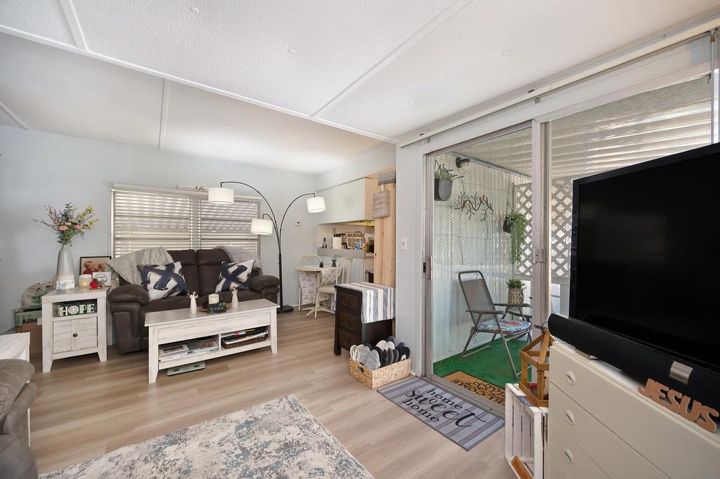 Detail Gallery Image 8 of 38 For 6175 Nob Hill Drive, Newcastle,  CA 95658 - 2 Beds | 1 Baths