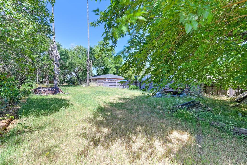 Detail Gallery Image 4 of 17 For 3121 Judah St, Sacramento,  CA 95815 - – Beds | – Baths