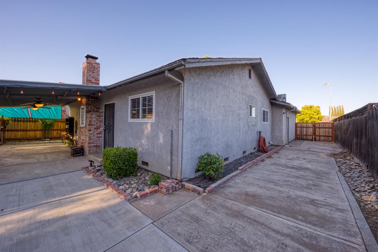 Detail Gallery Image 5 of 8 For 1139 Lexington Ave, Manteca,  CA 95336 - 3 Beds | 2 Baths