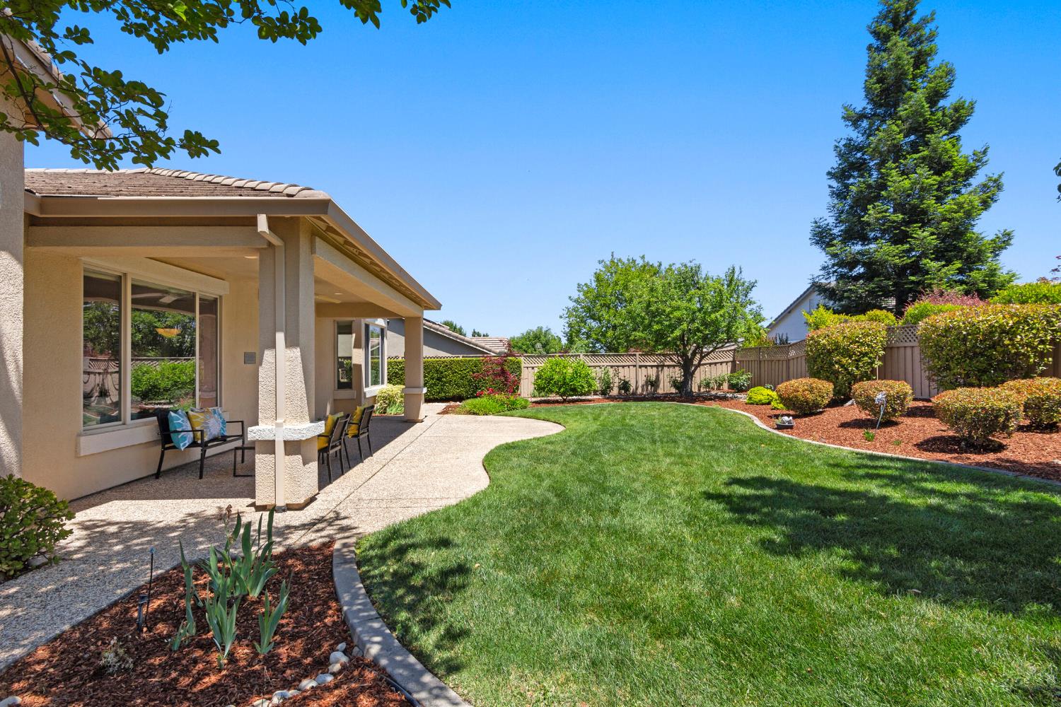 Detail Gallery Image 39 of 60 For 2160 Stone House Cir, Lincoln,  CA 95648 - 2 Beds | 2 Baths
