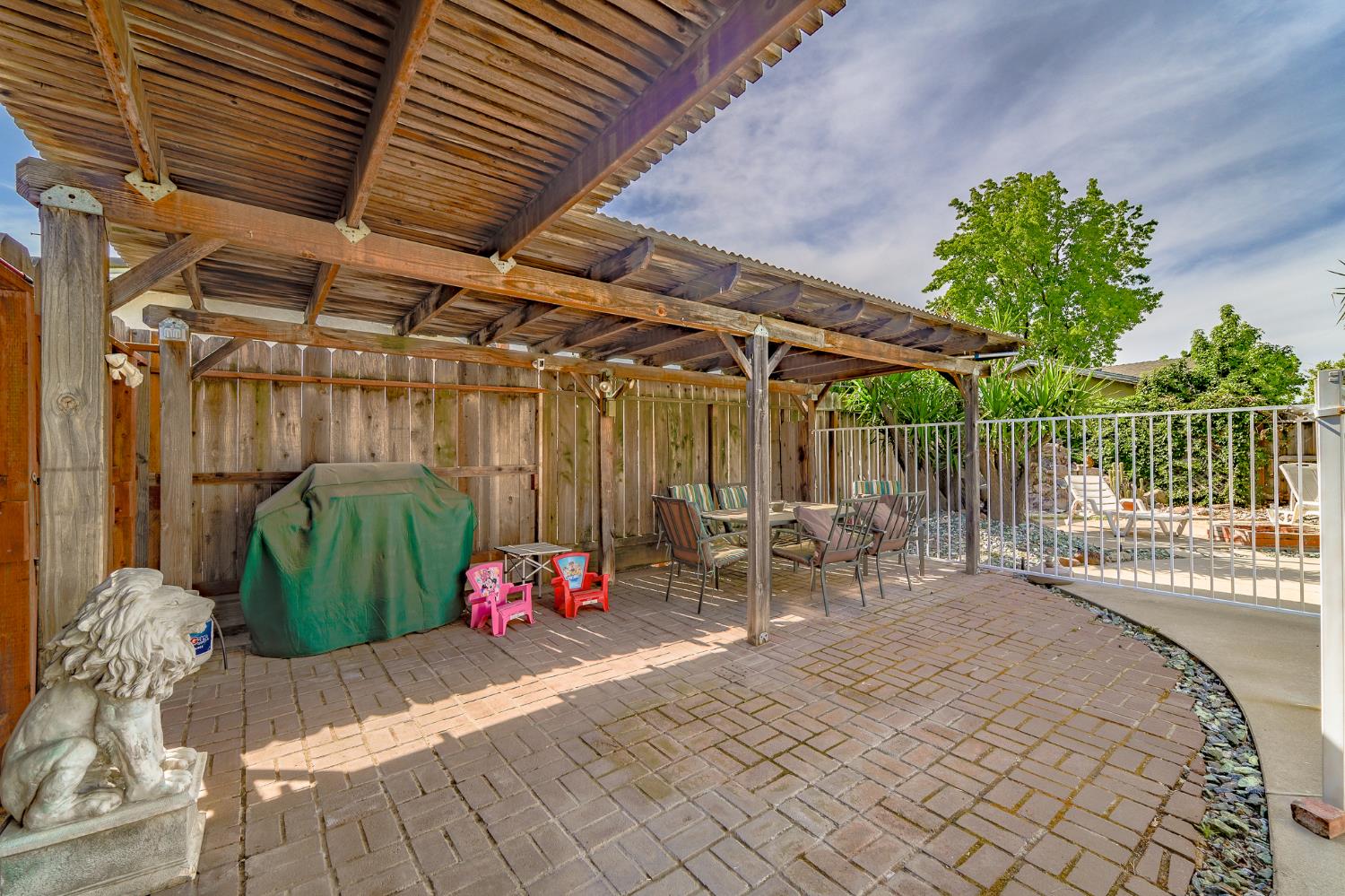 Detail Gallery Image 34 of 41 For 1425 Rosemead Ct, Modesto,  CA 95350 - 3 Beds | 2 Baths