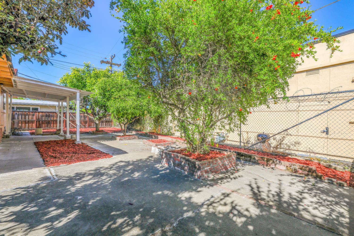 Detail Gallery Image 31 of 40 For 5705 Rickey Drive, Sacramento,  CA 95822 - 3 Beds | 2 Baths