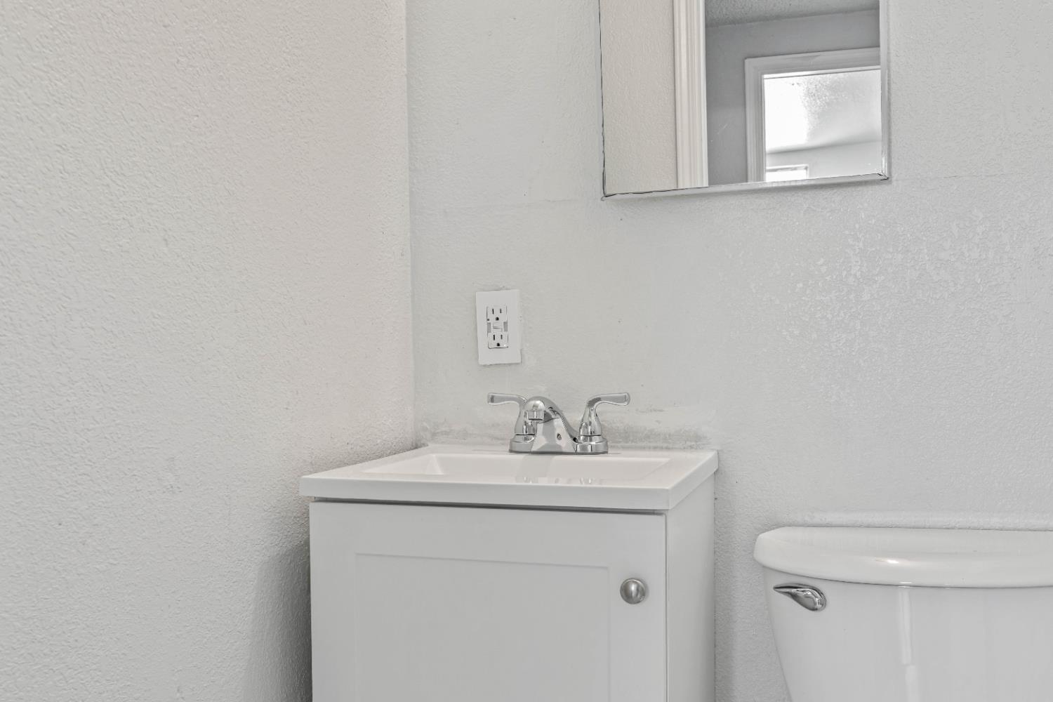 Detail Gallery Image 26 of 40 For 1705 Lois Way, Ceres,  CA 95307 - 3 Beds | 2 Baths