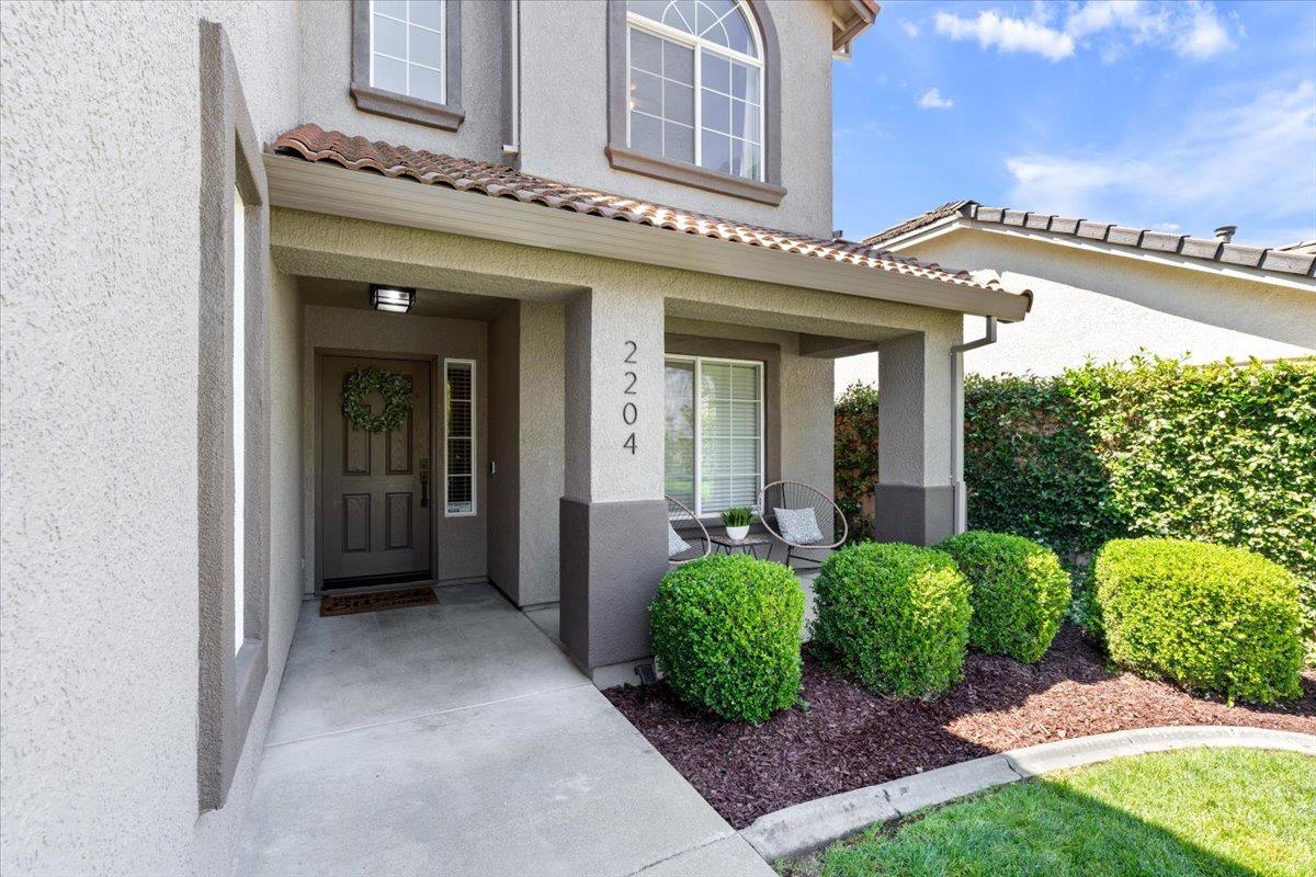 Detail Gallery Image 3 of 41 For 2204 Quarry Way, Rocklin,  CA 95765 - 3 Beds | 2/1 Baths
