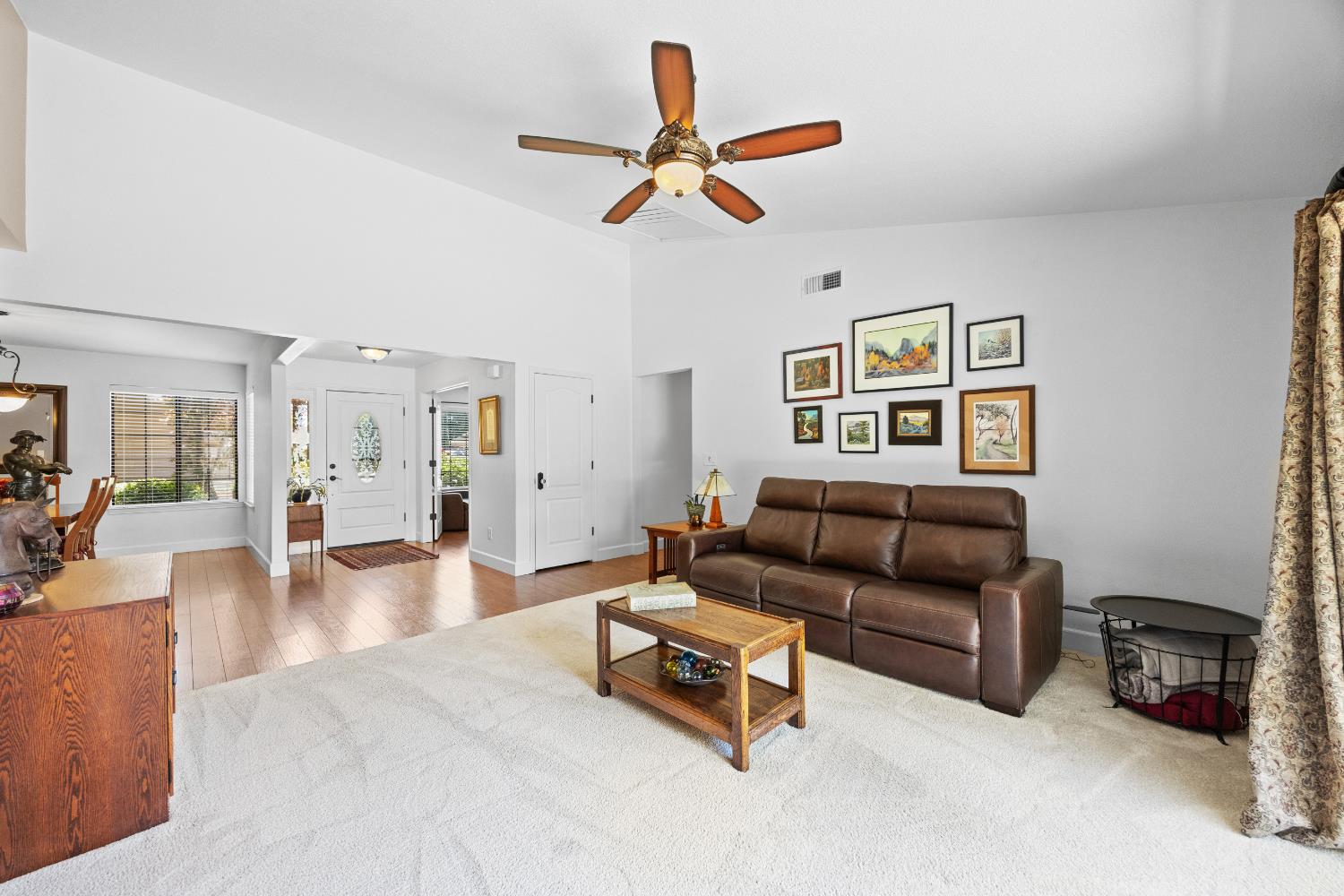 Detail Gallery Image 8 of 72 For 503 Hogan Ct, Roseville,  CA 95678 - 4 Beds | 3 Baths