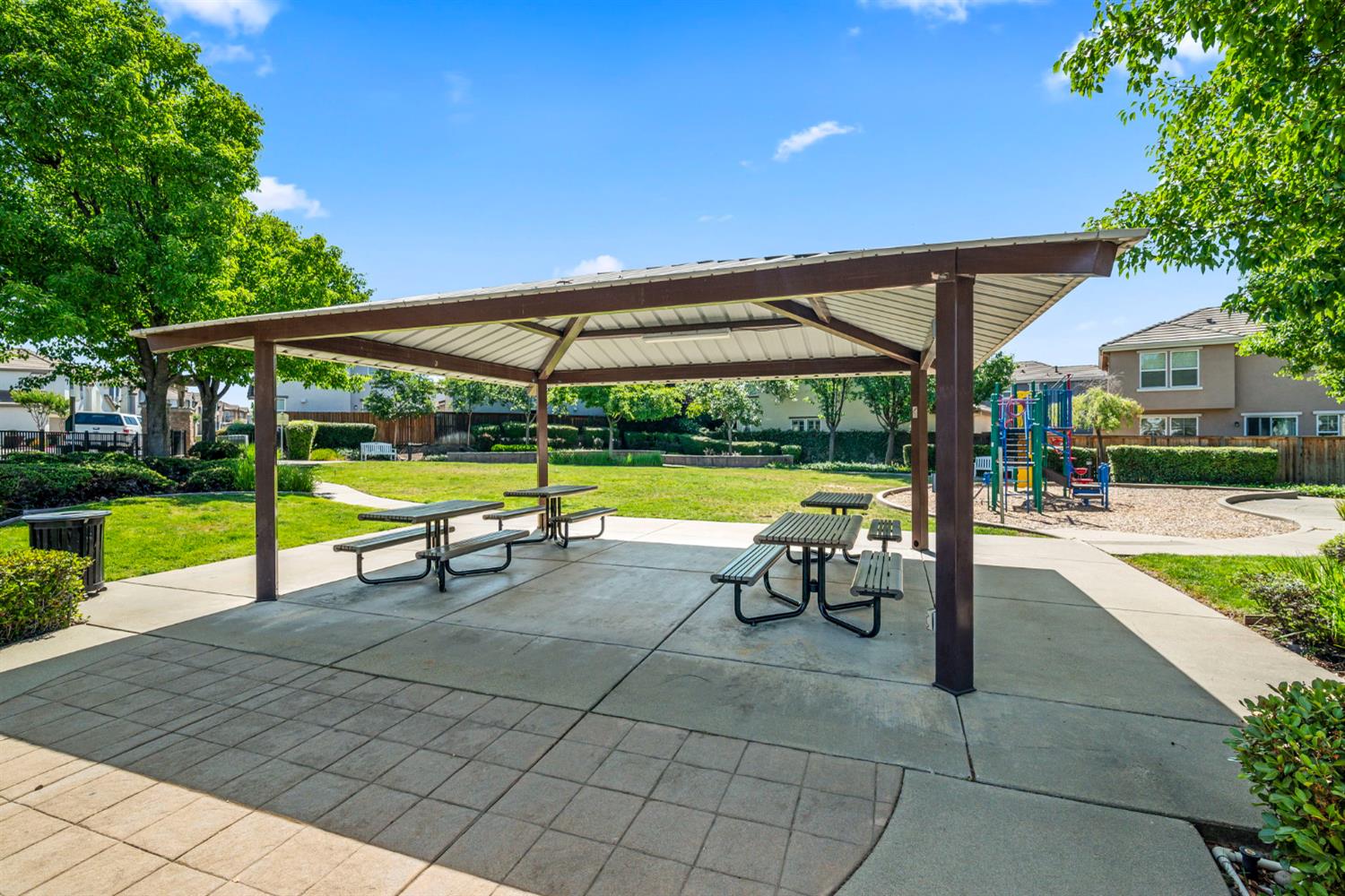 Detail Gallery Image 33 of 34 For 8596 Cortina Cir, Roseville,  CA 95678 - 3 Beds | 2/1 Baths