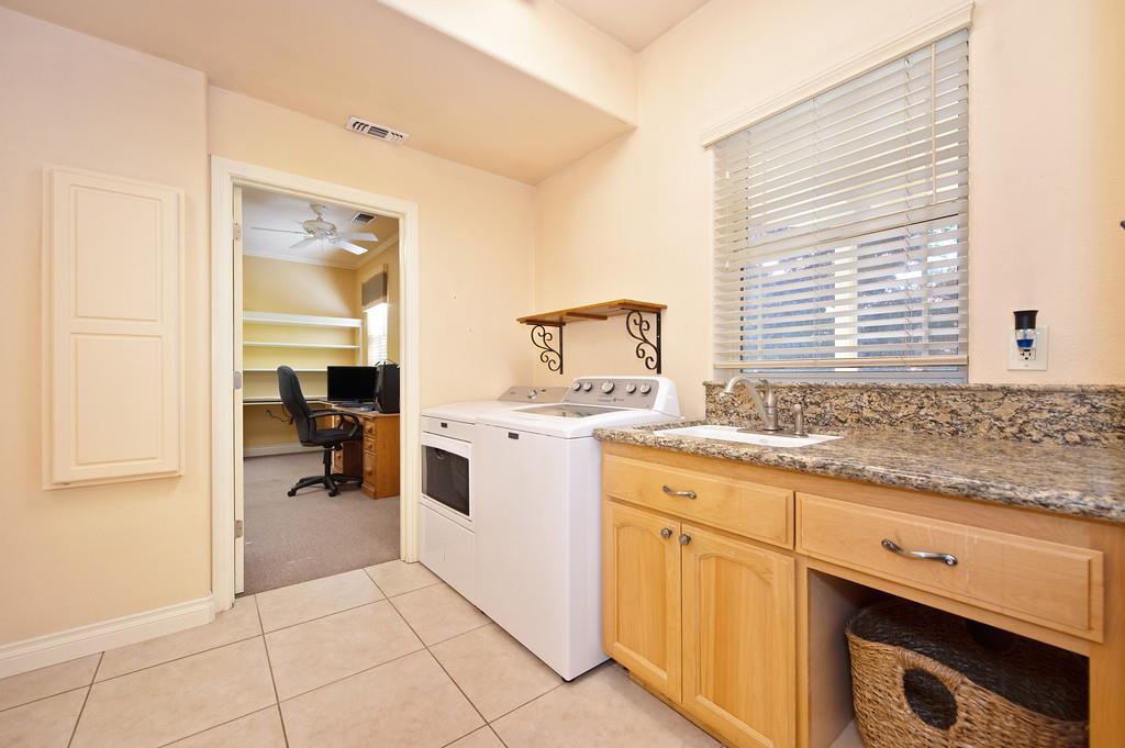 Detail Gallery Image 21 of 35 For 3443 Barker Rd, Loomis,  CA 95650 - 3 Beds | 2/1 Baths