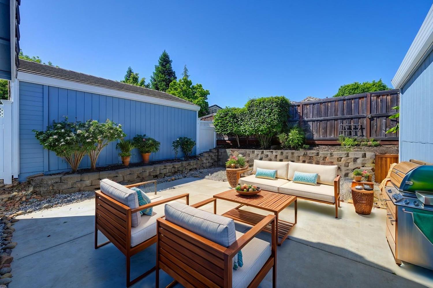 Detail Gallery Image 22 of 25 For 461 Carlson Way, Folsom,  CA 95630 - 3 Beds | 2 Baths