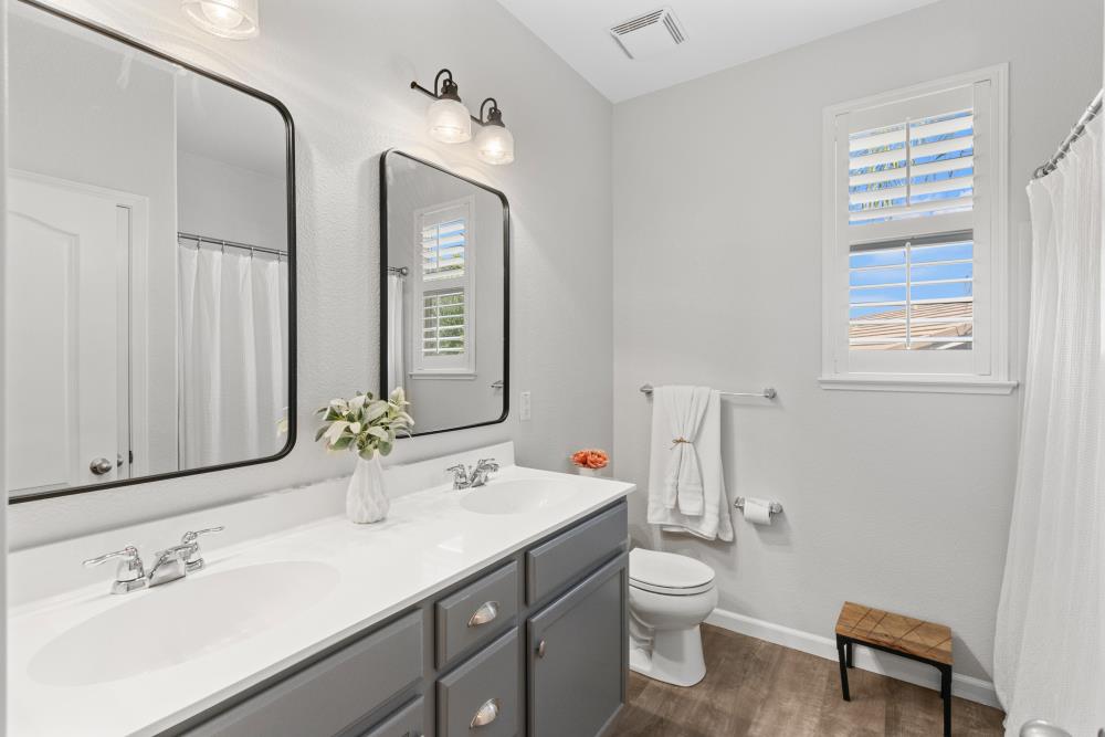Detail Gallery Image 38 of 67 For 356 Bramble Ct, Roseville,  CA 95747 - 4 Beds | 3 Baths