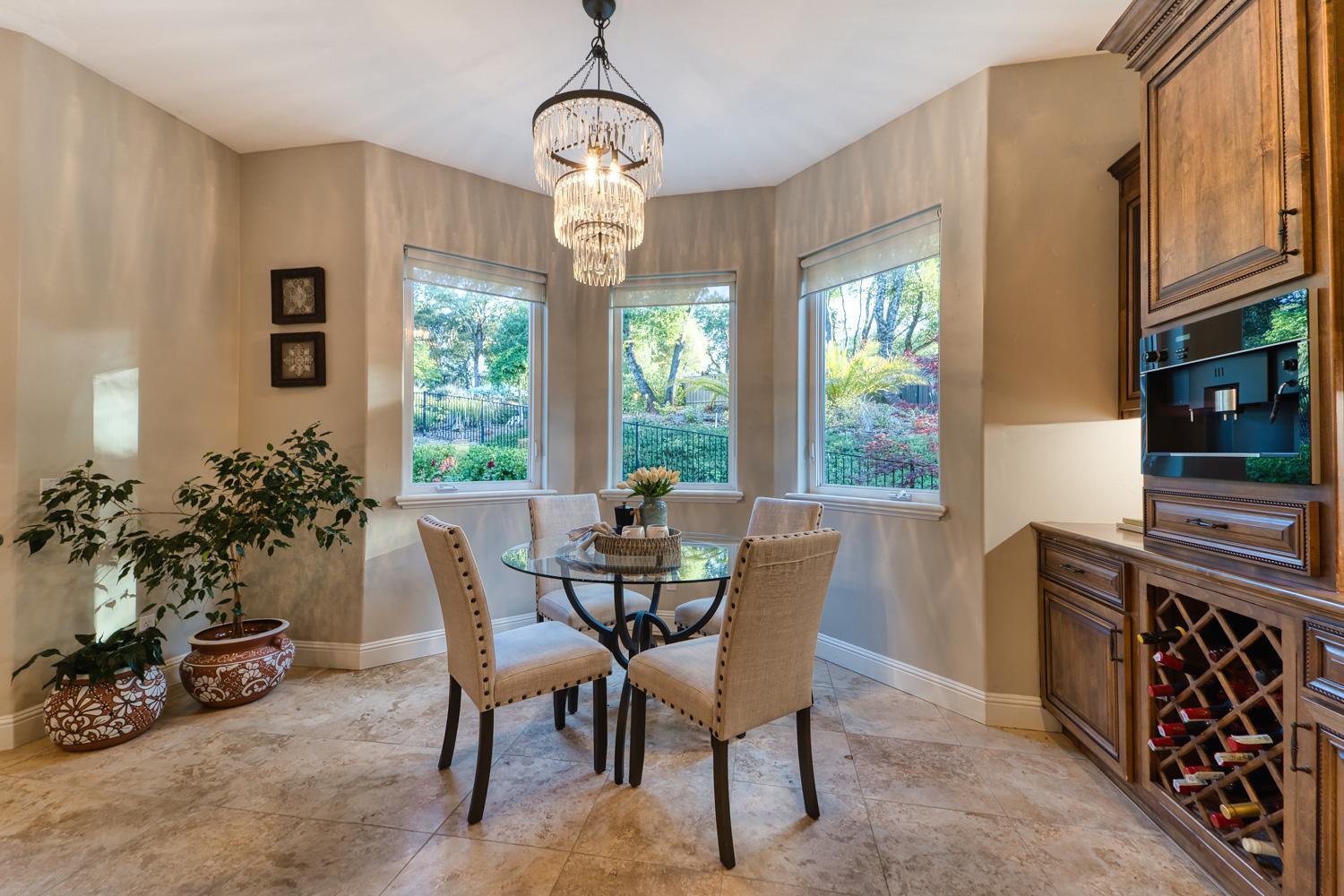 Detail Gallery Image 30 of 75 For 215 Oak Brook Ct, Auburn,  CA 95602 - 3 Beds | 2/1 Baths