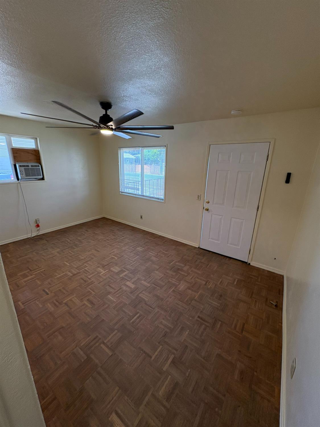 Detail Gallery Image 10 of 16 For 612 Union St, Isleton,  CA 95641 - 1 Beds | 1 Baths
