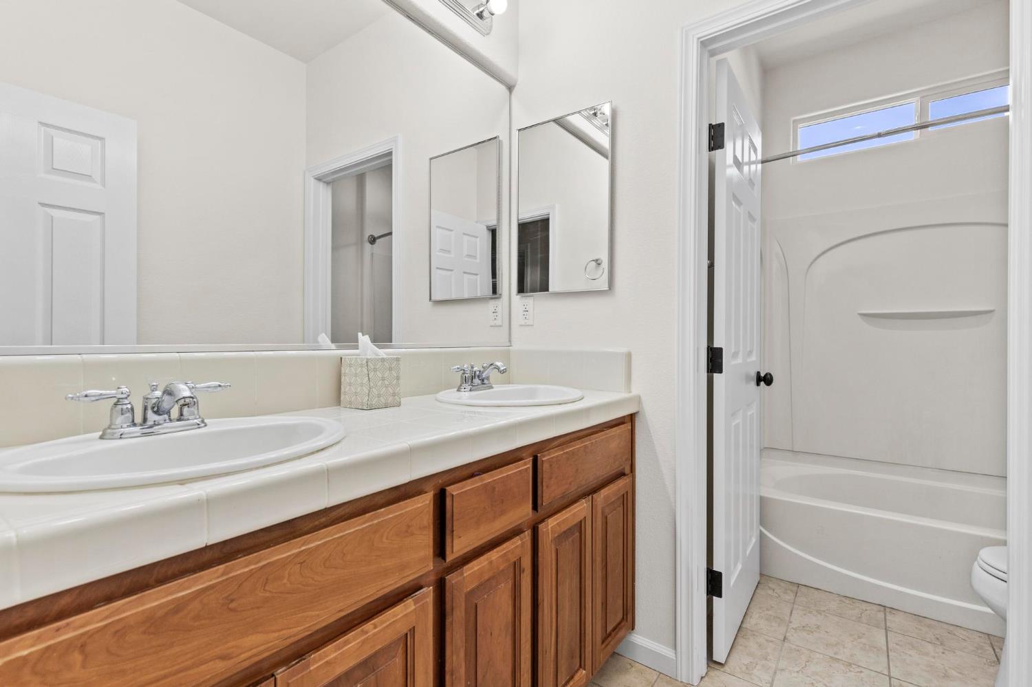 Detail Gallery Image 28 of 40 For 5582 Turnberry, Marysville,  CA 95901 - 3 Beds | 2/1 Baths